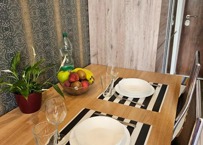 Studio Close To Royal Lazienki Park, Недалеко От Олинек